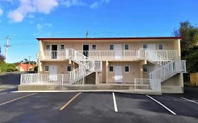 Bayfield Motel And Apartment
