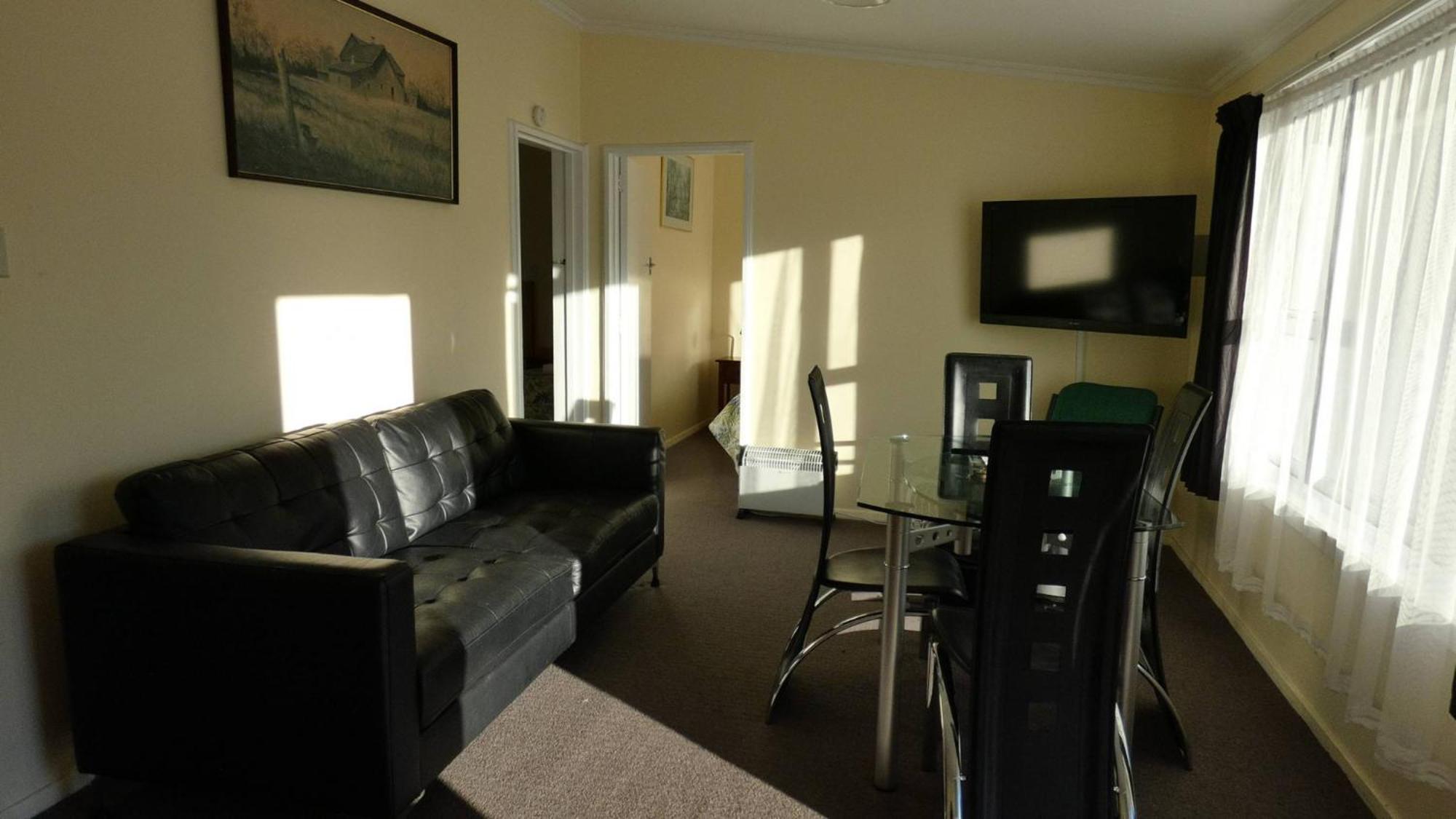 Bayfield Motel And Apartment Dunedin Exterior photo