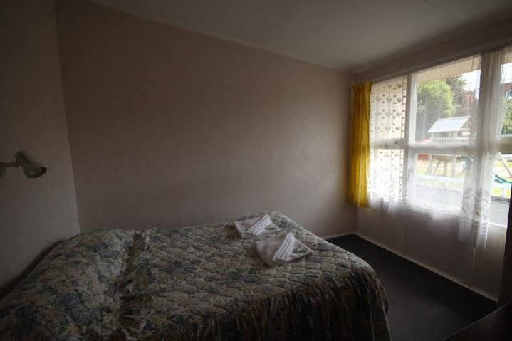 Bayfield Motel And Apartment Dunedin Exterior photo